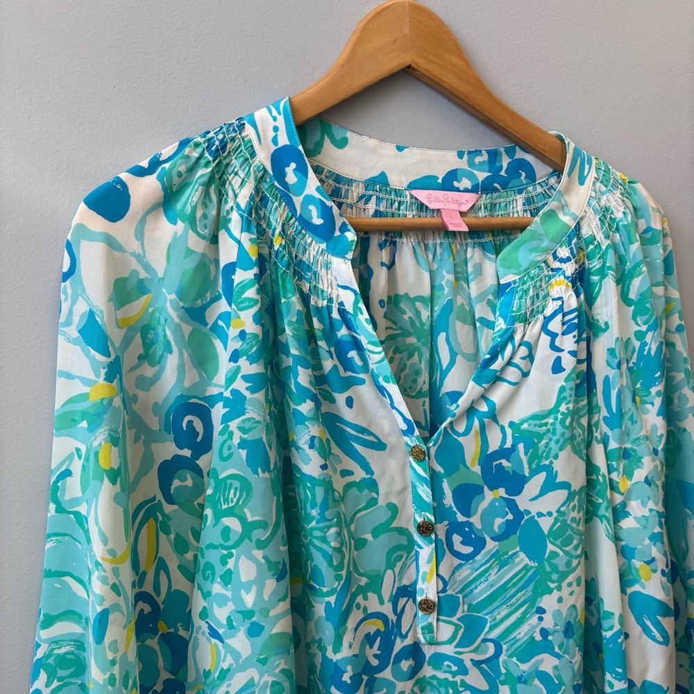 Lilly Pulitzer Elsa Silk Top Large Blue Teal Floral - Picture 6 of 15